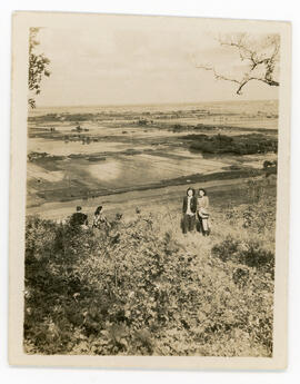 [Two women posing on top of Yufengshan]
